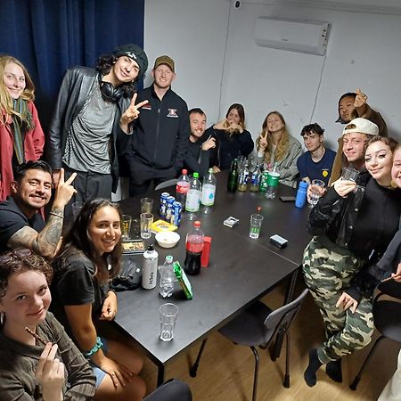 Ocean'S Guesthouse - Foreigners Only Сеул Экстерьер фото