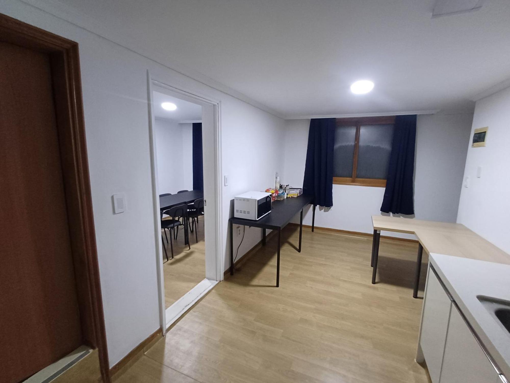 Ocean'S Guesthouse - Foreigners Only Сеул Экстерьер фото